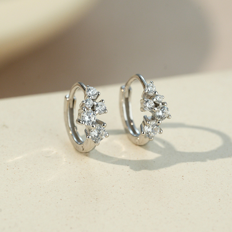 925 Sterling Silver Cluster Ro - Cluster Stud Ear 评论和价格