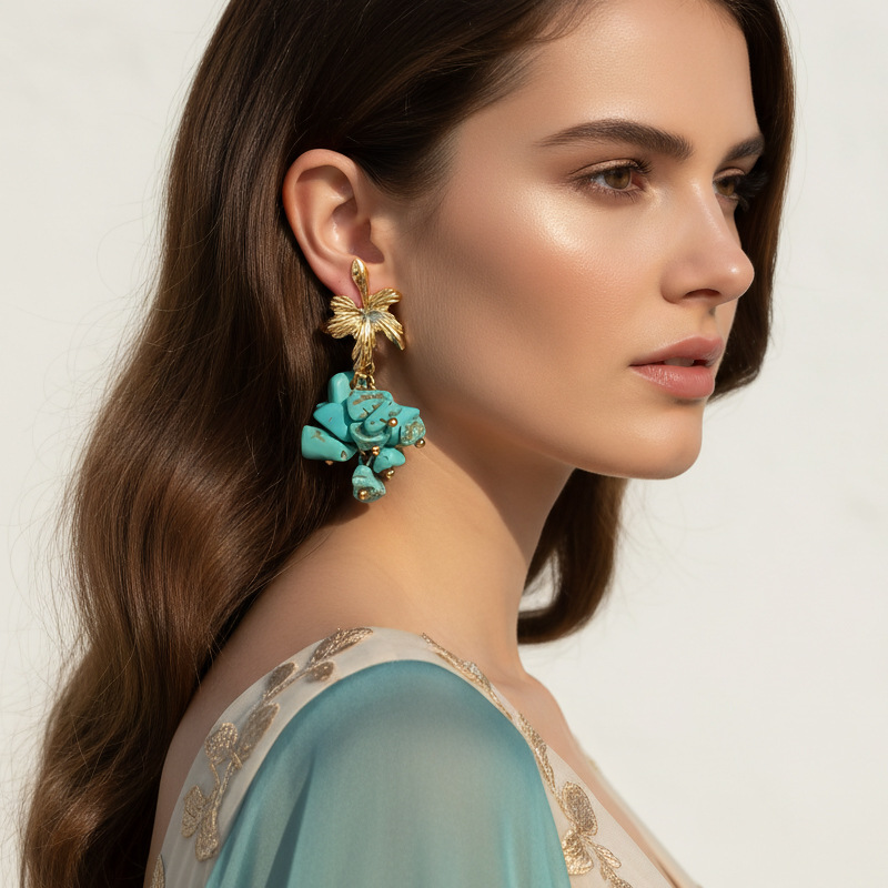 Vintage Gold Plated Leaf Dangl - Cluster Stud Ear 评论和价格