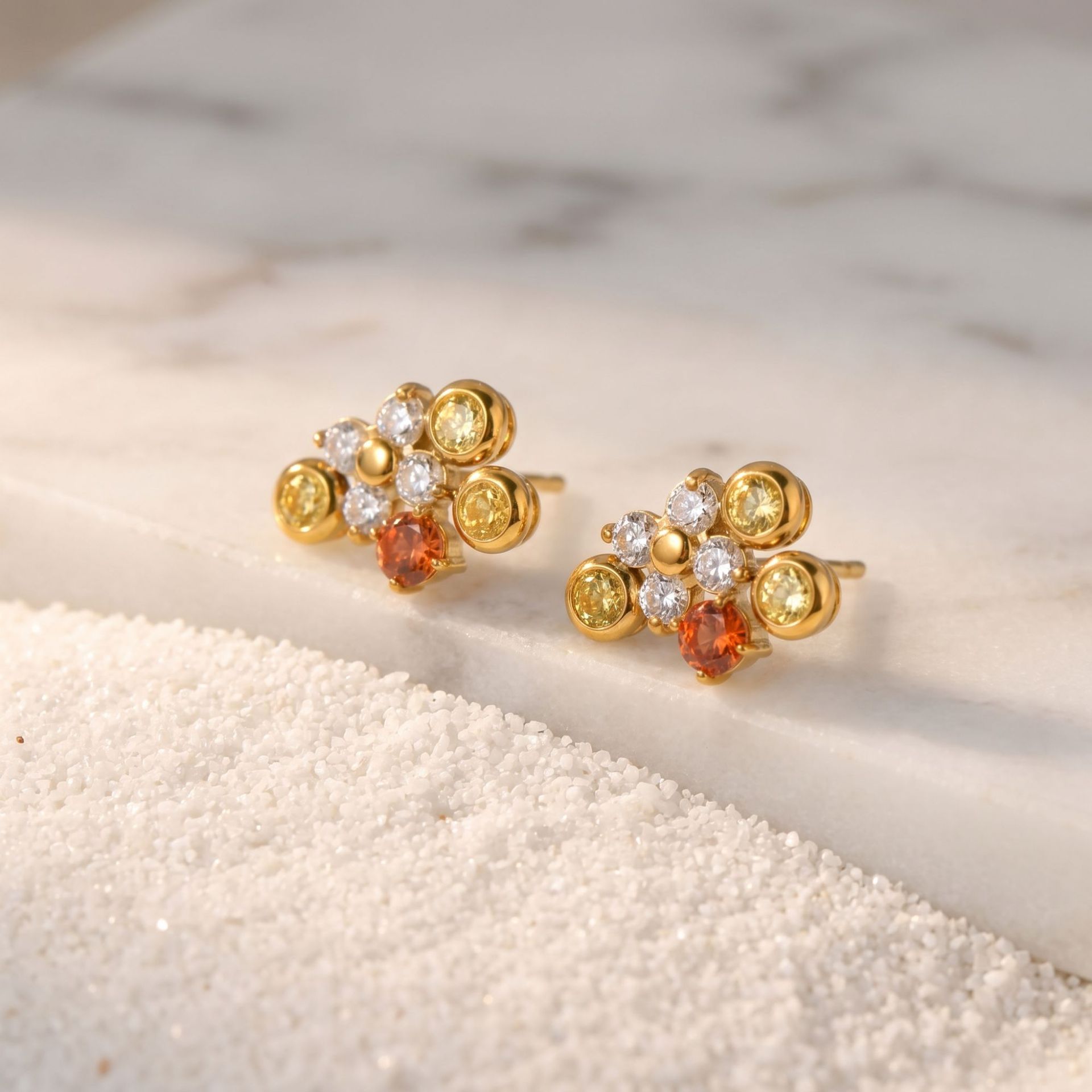 Stainless Steel Zircon Stud Ea - Cluster Stud Ear 评论和价格